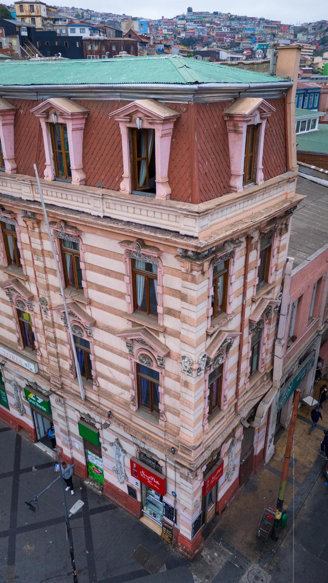 Hotel Reina Victoria Valparaiso Exterior photo